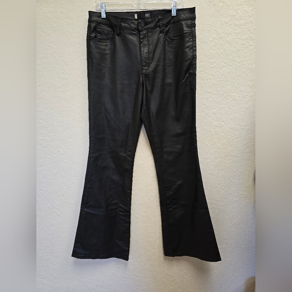 Kut from The Kloth Ana Coated High Rise black Flare Leather Like Look Size 12 - Picture 4 of 7